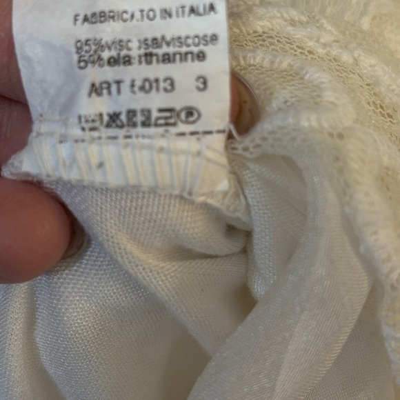 Cream Asymmetrical 3/4 Sleeve Tunic - Picture 4 of 5